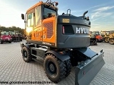 <b>HYUNDAI</b> R170W-9 Wheel-Type Excavator