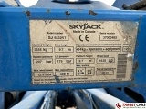 SKYJACK SJ-6832-RT scissor lift