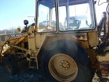 JOHN-DEERE 410 D excavator-loader