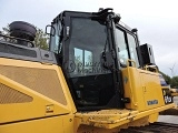 KOMATSU D65EX-17 bulldozer