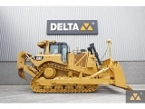 CATERPILLAR D8T bulldozer