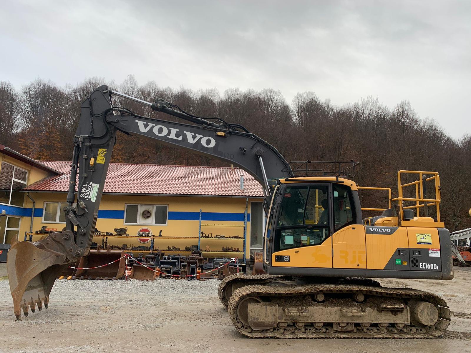 VOLVO EC160DL crawler excavator