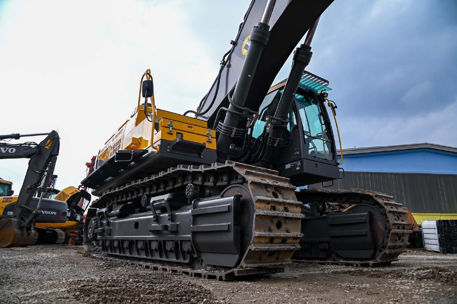 VOLVO EC700CL crawler excavator