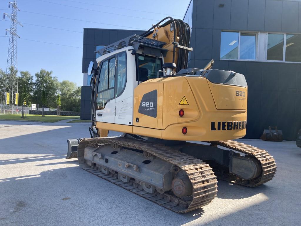 LIEBHERR R 920 Compact crawler excavator