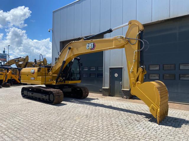 CATERPILLAR 320D3 crawler excavator