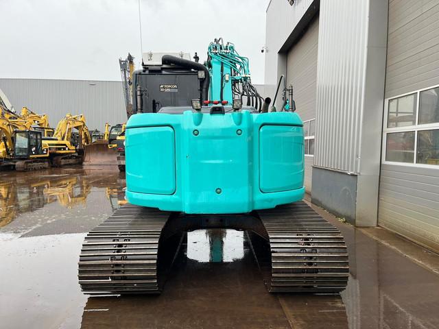 KOBELCO SK 140 SRLC 3 crawler excavator