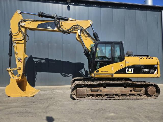 CATERPILLAR 323D L crawler excavator