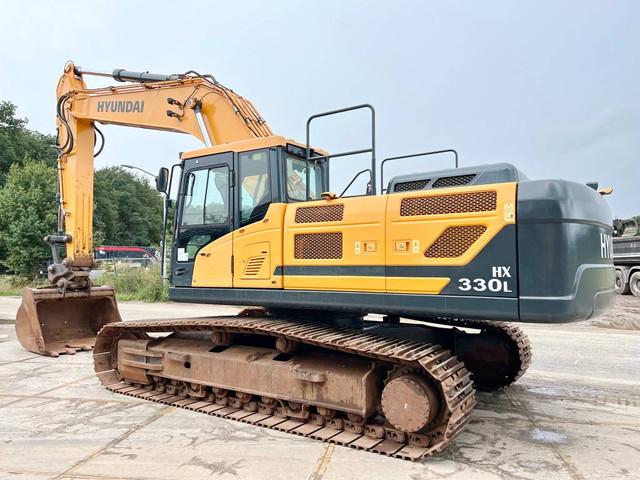 HYUNDAI HX330L crawler excavator