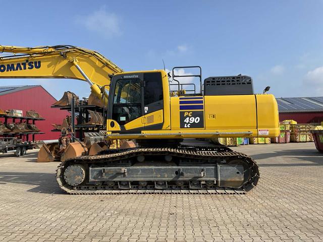 KOMATSU PC490LC-10 crawler excavator