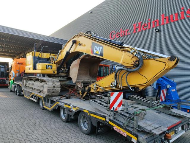 CATERPILLAR 320 crawler excavator