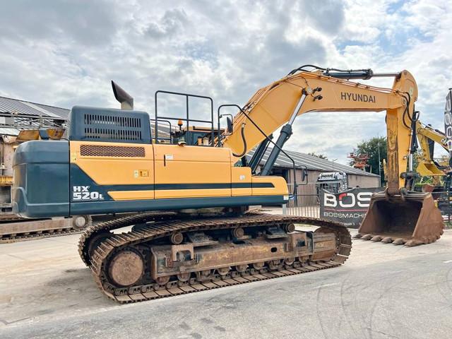 HYUNDAI HX520L crawler excavator