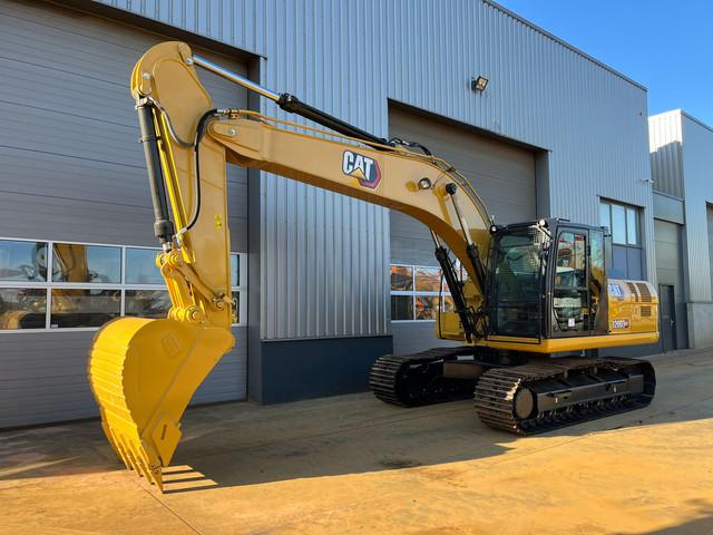 CATERPILLAR 320D3 crawler excavator