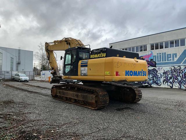 KOMATSU PC490LC-10 crawler excavator