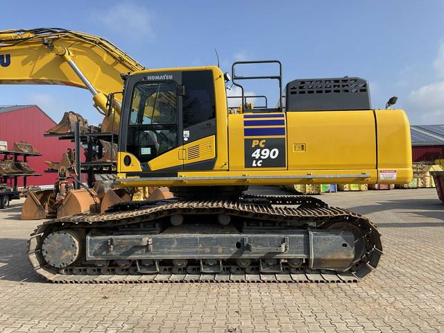 KOMATSU PC490LC-10 crawler excavator