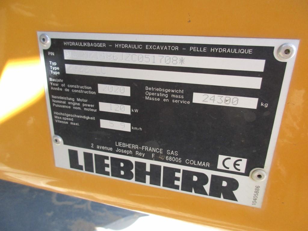 LIEBHERR R 922 crawler excavator