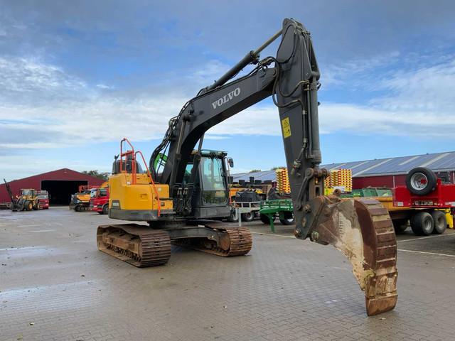 VOLVO ECR235EL crawler excavator