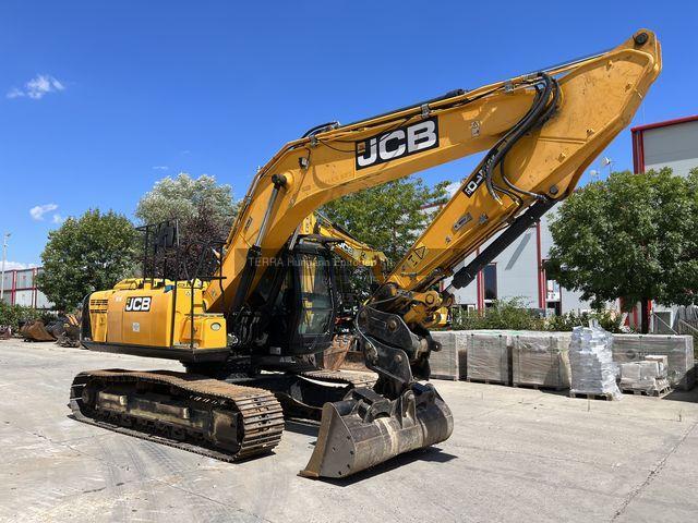 JCB JS210LC crawler excavator