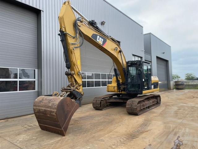 CATERPILLAR 323D L crawler excavator