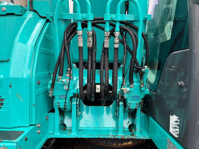 KOBELCO SK 140 SRLC 3 crawler excavator