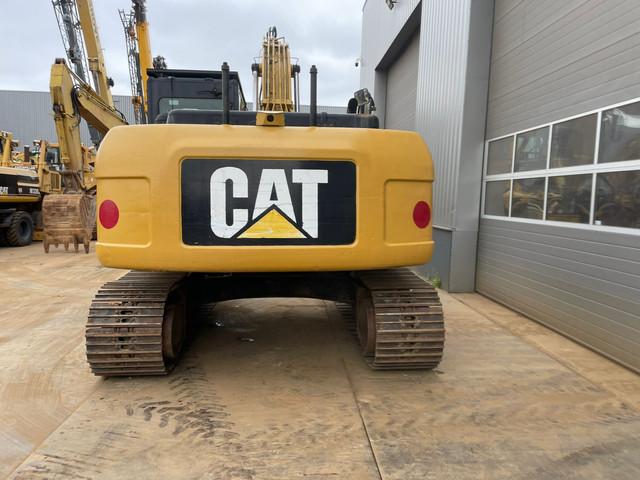 CATERPILLAR 323D L crawler excavator