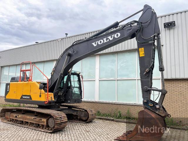 VOLVO EC220EL crawler excavator