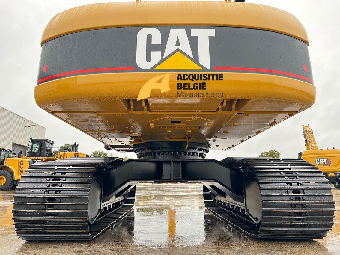 CATERPILLAR 330 crawler excavator