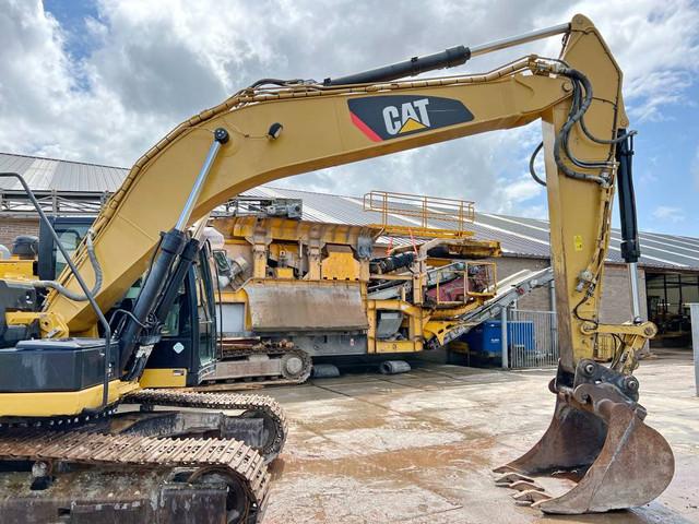 CATERPILLAR 320E L crawler excavator