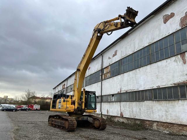 KOMATSU PC490LC-10 crawler excavator