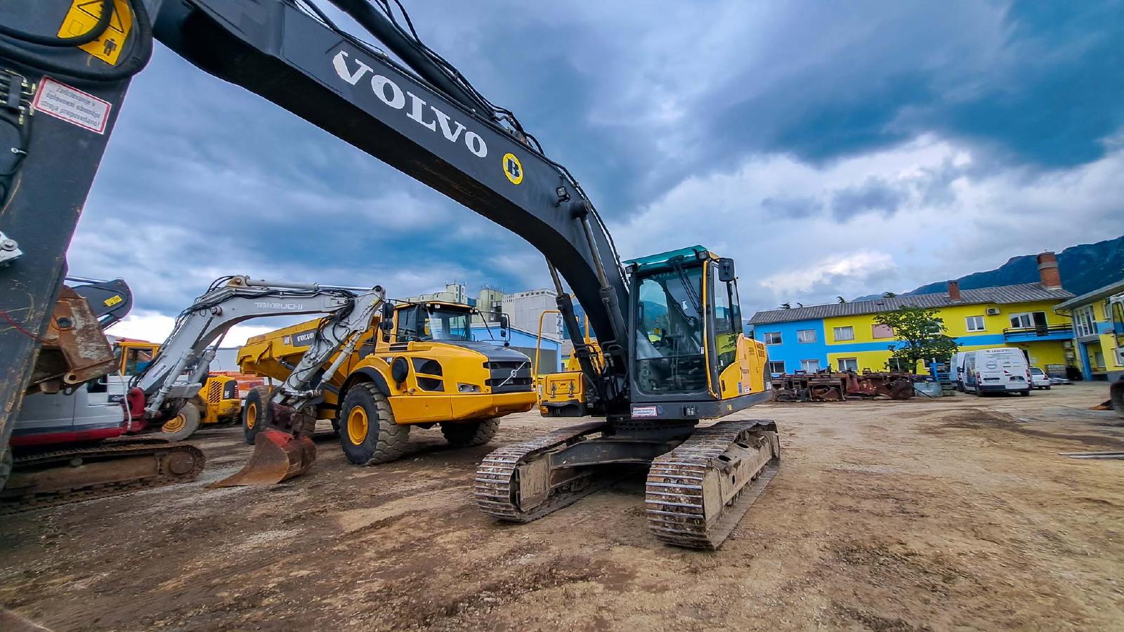 VOLVO EC210CNL crawler excavator