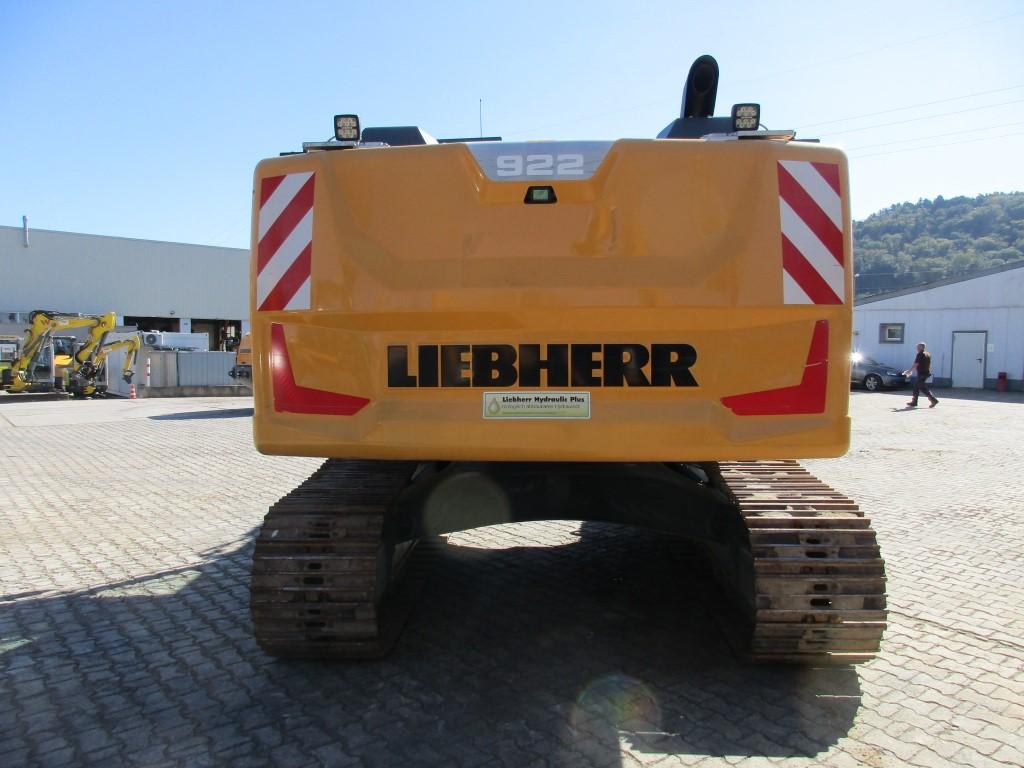 LIEBHERR R 922 crawler excavator