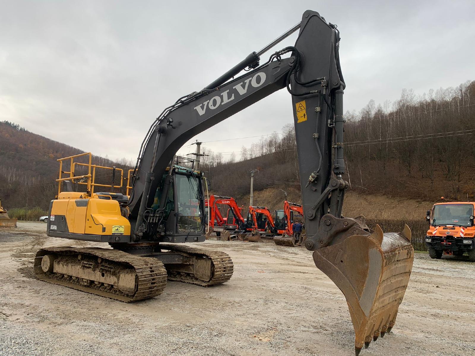 VOLVO EC160DL crawler excavator