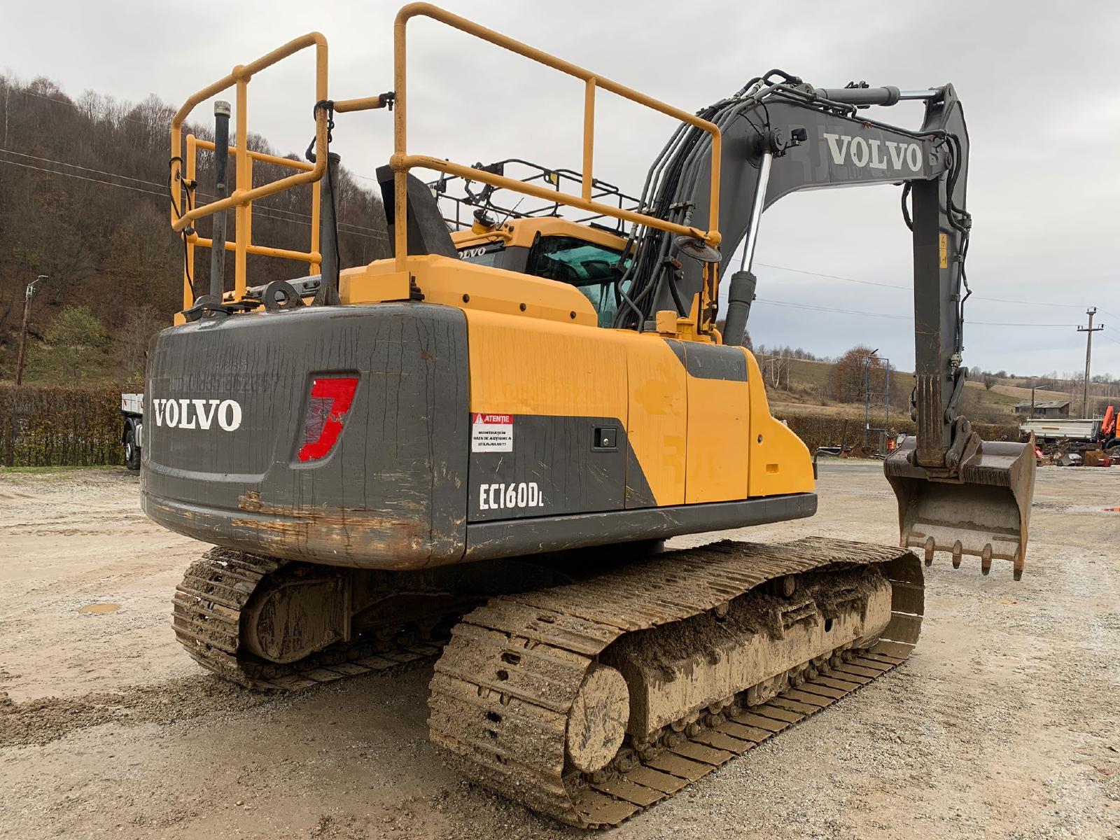 VOLVO EC160DL crawler excavator