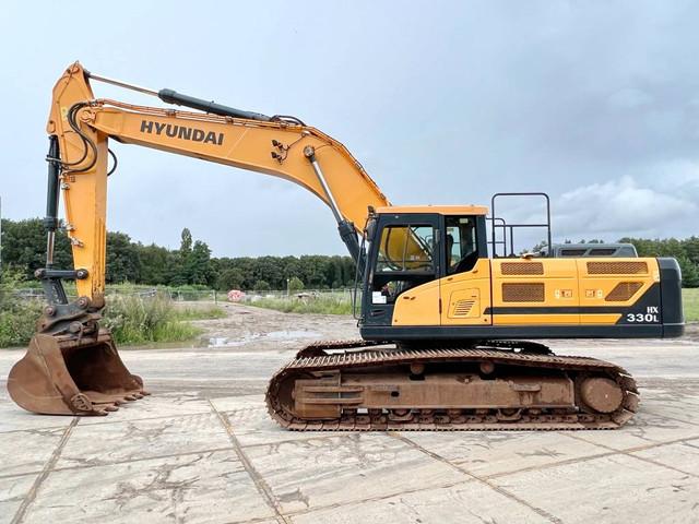 HYUNDAI HX330L crawler excavator