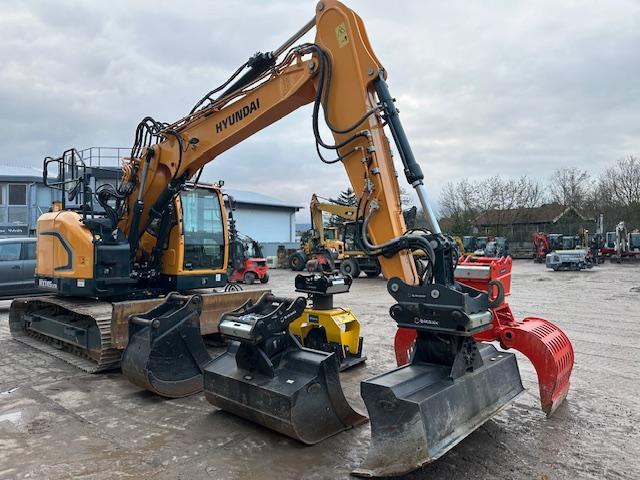 HYUNDAI HX145LCR crawler excavator