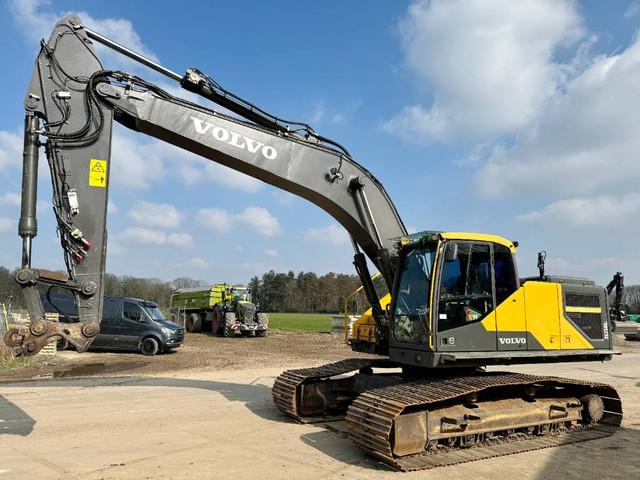 VOLVO EC250EL crawler excavator