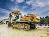 LIEBHERR R 980 SME crawler excavator