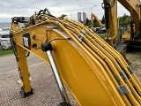 CATERPILLAR 320 crawler excavator