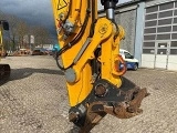 JCB 220X crawler excavator