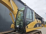 CATERPILLAR 320 crawler excavator