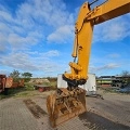 LIEBHERR R 946 crawler excavator