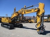 LIEBHERR R 924 Litronic crawler excavator