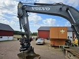 VOLVO EC240BNLC crawler excavator