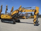 LIEBHERR R 924 crawler excavator