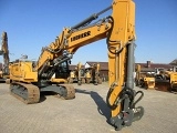 LIEBHERR R 936 crawler excavator