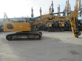 LIEBHERR R 924 Litronic crawler excavator