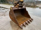 CATERPILLAR 320 crawler excavator