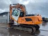 LIEBHERR R 924 crawler excavator