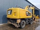 CATERPILLAR 320 crawler excavator