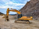 CASE CX 330 Crawler Excavator
