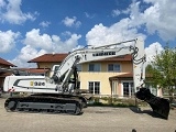 LIEBHERR R 924 Litronic crawler excavator